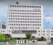 [강일홍의 클로즈업] 가요무대의 무게감, 시청률 아닌 정체성의 문제