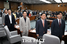 '참정권 박탈' 토론회 참석한 장동혁 