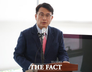 송파구 선관위 찾은 국조특위...윤상현 공중화장실보다 못한 선거 관리 [TF사진관]