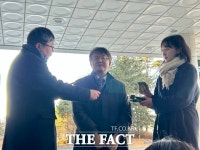 합수본 '신천지 민주당 가입' 포착 파장…강제수사 가능성 보니