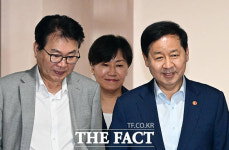 비상경제본부 회의 참석하는 구윤철-이한주 [포토]