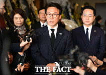 김민석, 최불암 빈소 조문...