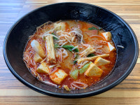 Spicy soup numbs some consumers feelings toward China