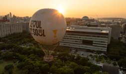 Tethered balloon above Seoul to be unveiled Saturday, will offer views from 130 meters in the sky