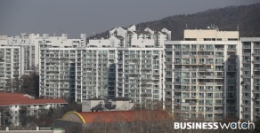 실거주 1년 당근으로 전셋값 상승 막는다고?