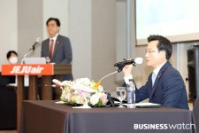 제주항공 생존전략은…통합LCC와 경쟁·운항 효율화