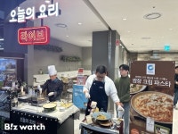 홈플러스, 기존 마트에 생동감을 플러스했다