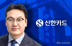2등은 못 참지 1등 뺏긴 신한카드, 칼 뺐다