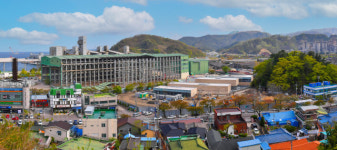 알록달록 새 옷 입은 삼척항 동해안 문화·관광 핵심지로 도약