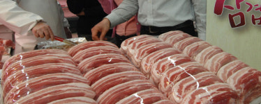 외국산 돼지고기 26t 국내산으로 속여 대량 유통한 업자 적발