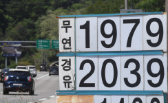 주유소 가기 무섭다…강원 경유 평균가격 2000원 돌파