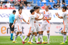강원FC, 제주에 2-1 승리…리그 5위 도약 ACL 진출 청신호