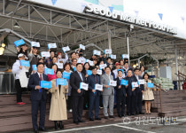 권성동 의원 강릉 서부시장 장보러 오세요, 삼겹살 꼬치 최고예요