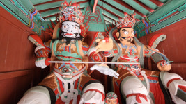 홍천 수타사 지국천왕 칼 끝 위치 20여년만에 제자리로