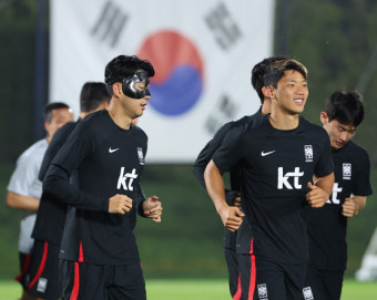 게리 오닐 감독, 황희찬 발목 부상에 대한 회복기간 예상 발표
