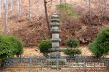 [지역 문화재를 찾아서] 19.인제 갑둔리 오층석탑과 주변탑재 일식