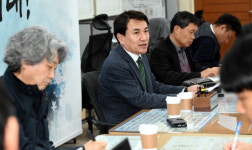 강원도청 제2청사의 개념은 분산 아닌 확장시키는 것