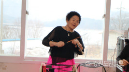 [유승현의 人터뷰] 3. 장구는 거들뿐…춤 추고 스트레스 날리는 할매장구단