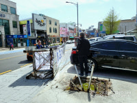 철탑 무너지고 아파트 샷시 추락… 동해시 강풍 피해 속출