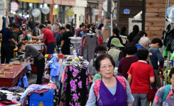 춘천풍물시장 활기