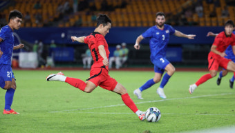 [아시안게임] 황선홍호, 태국에 4-0 대승…아시안게임 조1위로 16강 진출