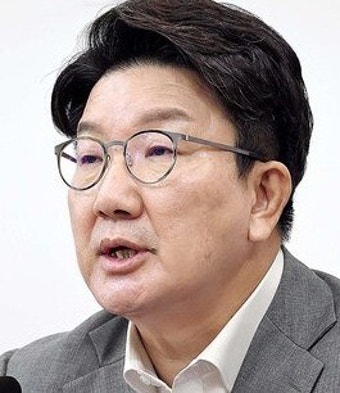 국민의힘 권성동 대표, 제주항공 무안 참사 유가족 위로와 최선 다할 것 강조