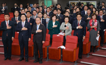 국민의힘, '시대전환' 흡수 합당… 조정훈 합류로 112석