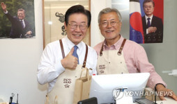 이재명, 오늘 평산마을 문재인 예방… 당내 분열상 조언 구할듯