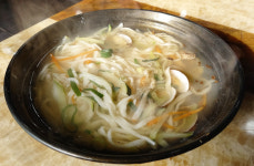 [오래된 미래 강원 노포 탐방] 68. 철원 길목해물칼국수