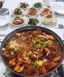[경제단체장의 맛집로드] 집반찬처럼 정성·손맛 더해 행복 전하는 식당