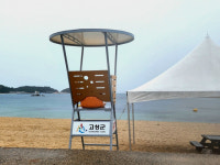 [현장컷] 장마로 텅 빈 고성지역 해수욕장