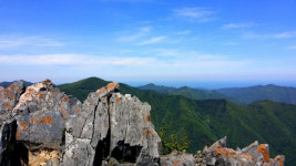 [최동열의 산썰(山說)] 25. 최단거리 산행으로 백두대간의 진경을 즐기다-강릉,정선 석병산