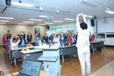 [시니어 현장] 웰-다잉(Well-dying) 오늘 가장 아름다운 날 프로그램 호응