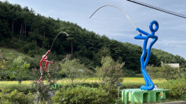 [WE+] 평화 소중함 되새기는 역사·휴식의 길을 걷다