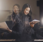상상과 실재 겹쳐 띄우는 공감각 무대