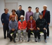 [시니어 현장] 춘천 동면 경로당 찾아 인술 펴는 한의사