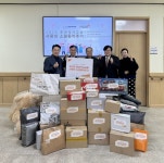 춘천석사교회, 월드비전춘천종합사회복지관에 소원 선물 전달