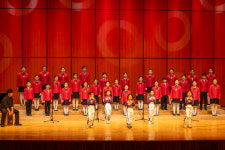 직접 만든 노래 합창하면 서로 지켜주는 마음 커져요