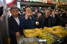 철원 동송시장 방문 이재명 특별한 희생에 특별한 보상 필요