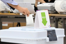 [속보] 대선 첫날 사전투표율, 오후 1시 현재 10.51%… 역대 '최고치'