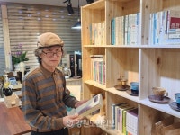 춘천에 이승훈 시인을 기리는 공간 하나쯤은 있어야죠