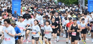 탄탄대로 강원세상 염원담아 춘천 호반 달렸다