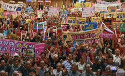 청춘을 노래하다 설악 울리는 22명 어르신들의 무대