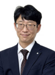 [새의자] 안석현  홍천군노인복지관장