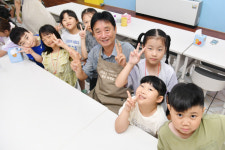 최문순 화천군수 돌봄교실 여름방학 급식봉사