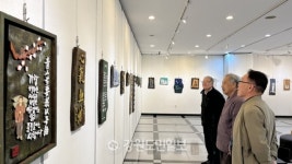 목향 가득한 사래마을 서각공방전