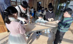 철원 문혜초 병설유치원 목공체험활동 실시