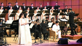 새로운 예술로 피어난 호반 음악제