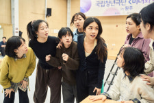 원주 거점 국립청년극단 출범작 미녀와 야수 공연