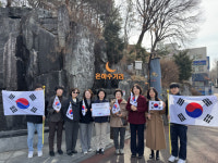 후평동 주민·상인들이 만든 태극기 물결